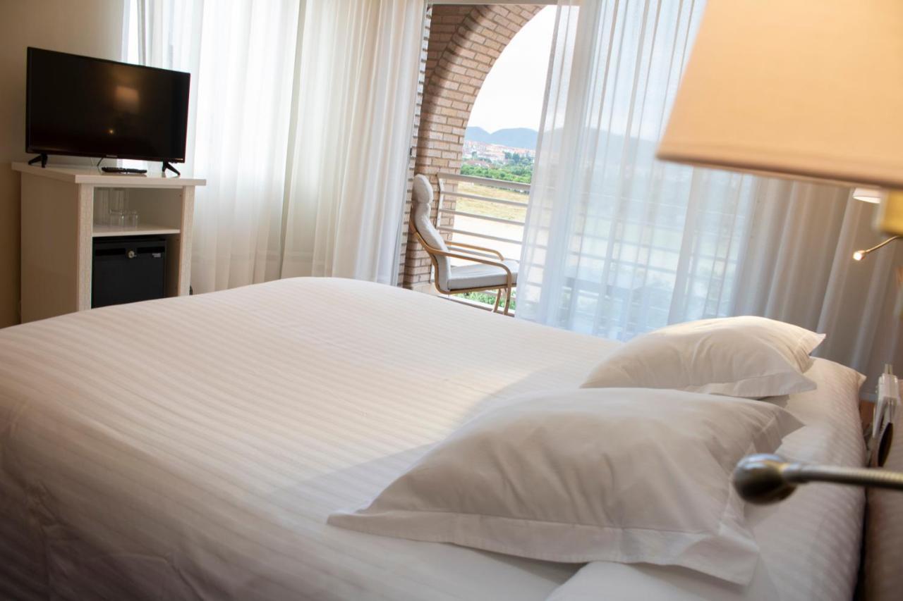 Hotel Olimpo Isla Plana Εξωτερικό φωτογραφία